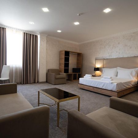 Hotel City Sandanski Exterior photo