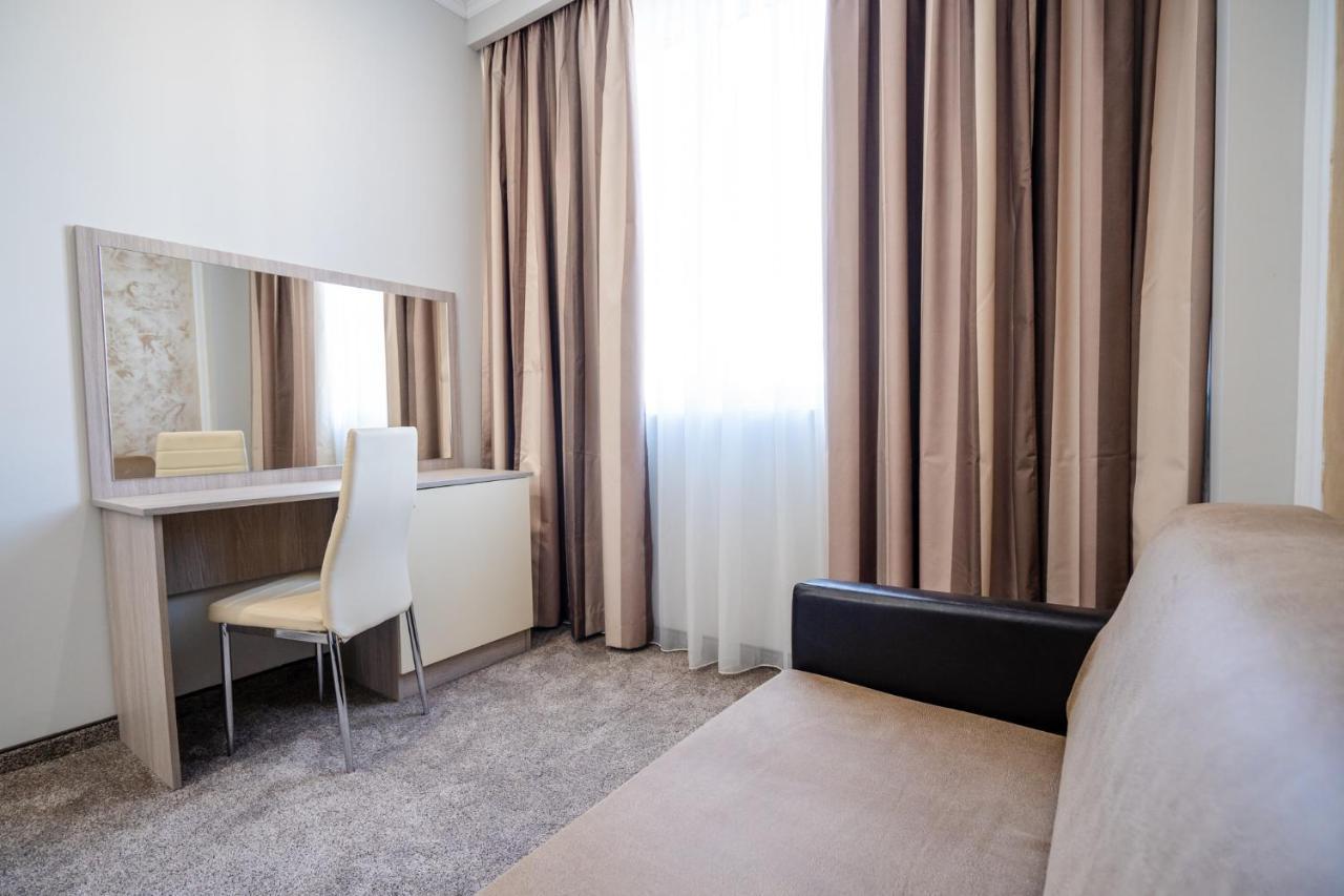 Hotel City Sandanski Exterior photo